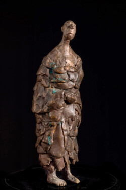 "Patou" bronze 26x12x9cm (2006)
